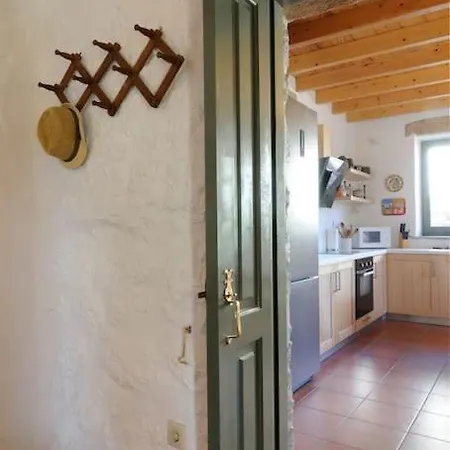 Dolly's Dream House Patmos Town