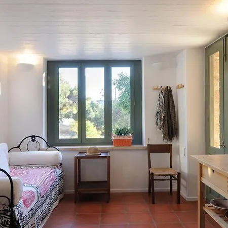 Dolly's Dream House * Patmos Town