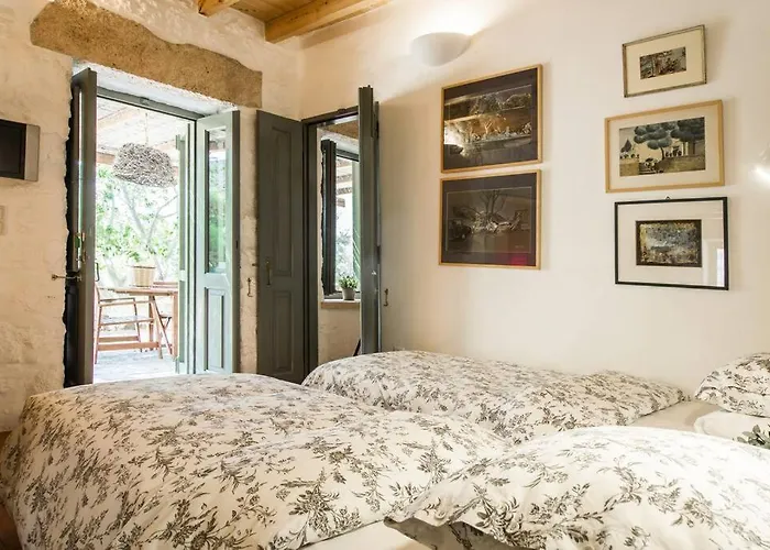 Dolly's Dream House * Kámbos